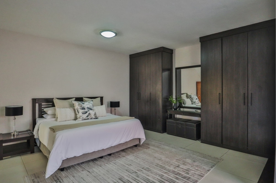 5 Bedroom Property for Sale in Xanadu Eco Park North West